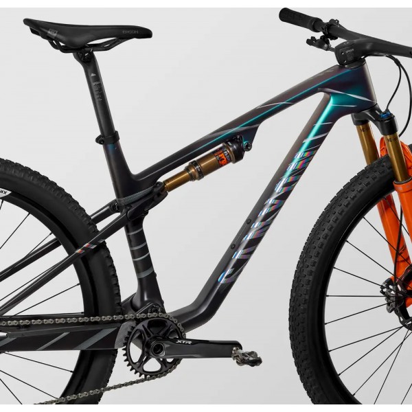 2025 Canyon Lux World Cup CFR MACH874 Mountain Bike