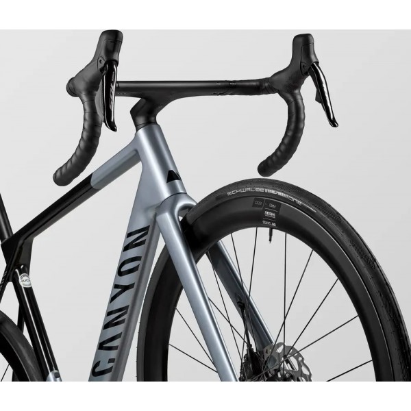 2025 Canyon Ultimate CF SL 7 Di2 Aero Road Bike