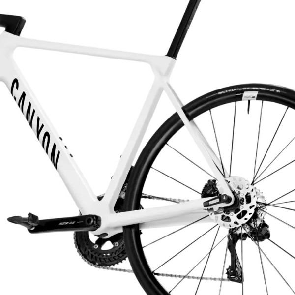 2026 Canyon Ultimate CF 7 Di2 Road Bike