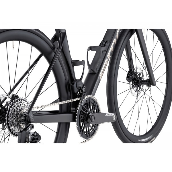 2026 BMC Roadmachine 01 THREE Road Bike