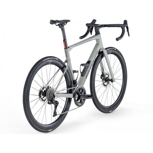 2026 BMC Roadmachine 01 TWO Road Bike