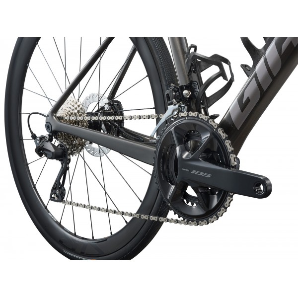 2026 Giant Defy Advanced Pro 2 Road Bike