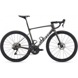 2026 Giant Defy Advanced Pro 2 Road Bike