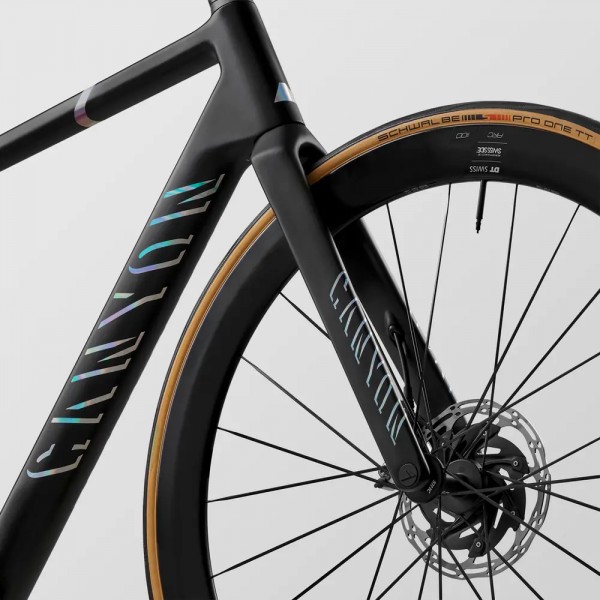 2024 Canyon Ultimate CFR AXS Road Bike