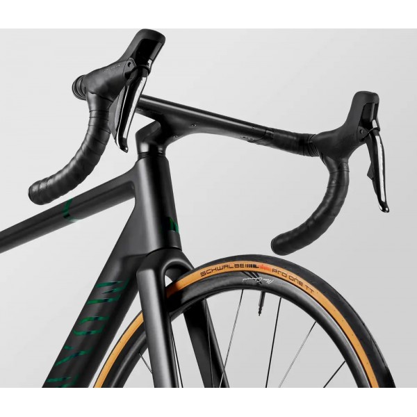 2024 Canyon Ultimate CFR Di2 Road Bike