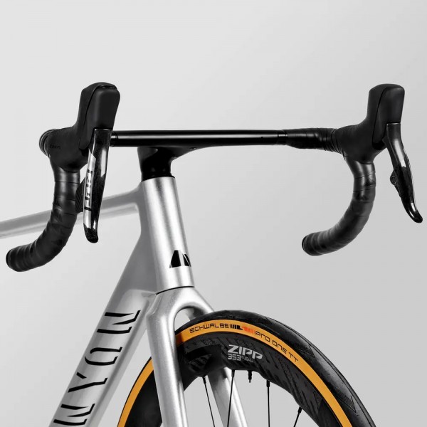 2024 Canyon Ultimate CFR eTap Road Bike