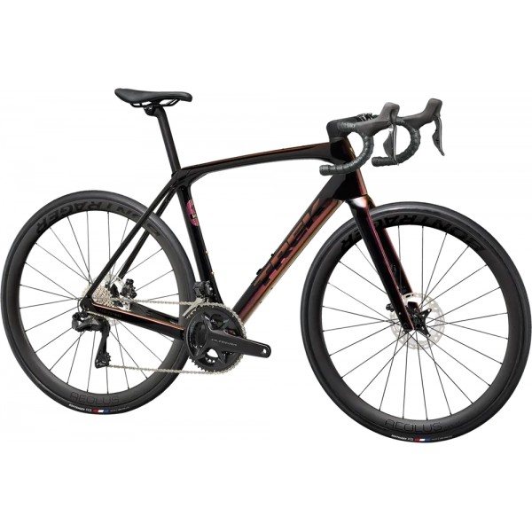 2024 Trek Domane SLR 7 Gen 4 Road Bike