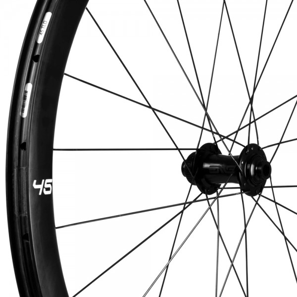 ENVE Foundation Collection 45 Carbon Tubeless Disc Wheelset